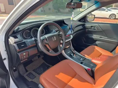 Honda Accord 2015, 100000 км, за 6395.57 USD