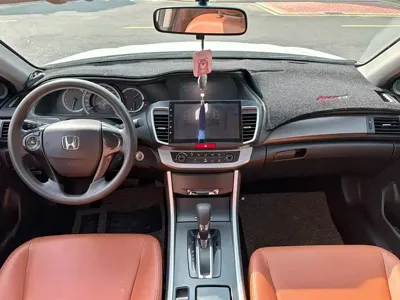 Honda Accord 2015, 100000 км, за 6395.57 USD