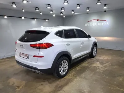 Hyundai Tucson 2019, 120000 км, за 8125.85 USD