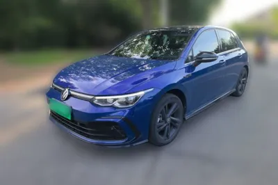 Volkswagen Golf · 2021 год