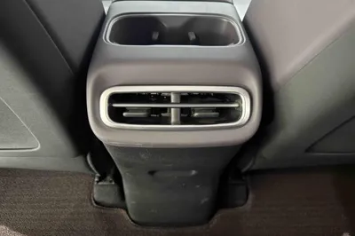 Leapmotor C10 2024, 55000 км, за 15571 USD - фото 43