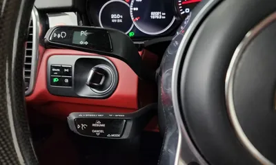 Porsche Cayenne 2020, 82021 км, за 53395.82 USD - фото 27