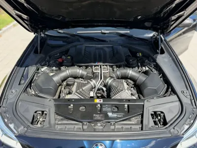 BMW M5 2016, 69700 км, за 34527.71 USD - фото 6