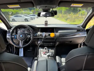BMW M5 2016, 69700 км, за 34527.71 USD - фото 7