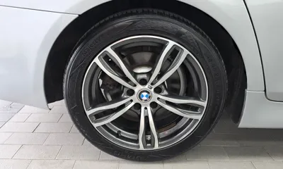 BMW 5-Series 2014, 137023 км, за 5529.54 USD