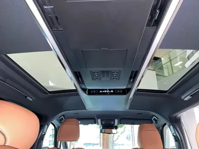 Toyota Vellfire 2026, 13000 км, за 126881 USD - фото 11