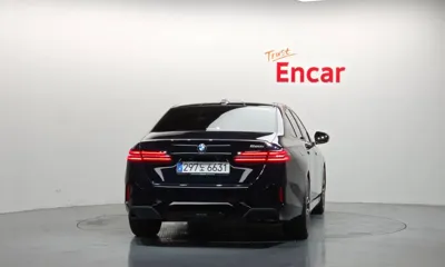 BMW 5-Series 2026, 12318 км, за 45884.21 USD