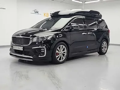 Kia Canival · 2019 год