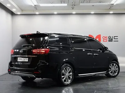 Kia Canival 2019, 184477 км, за 7995.84 USD