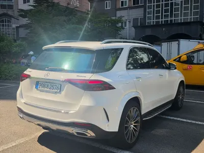 Mercedes-Benz GLE-Class 2024, 47000 км, за 55139.82 USD - фото 6