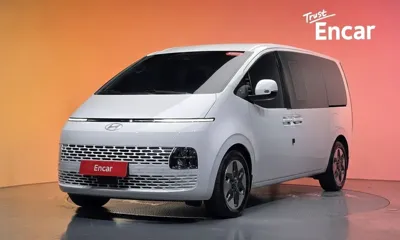 Hyundai Staria · 2025 год