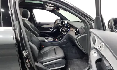 Mercedes-Benz GLC-Class 2022, 12531 км, за 30865.73 USD - фото 11