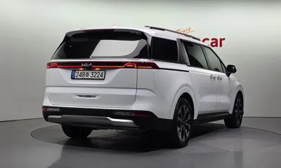 Kia Canival 2023, 72161 км, за 18720.43 USD