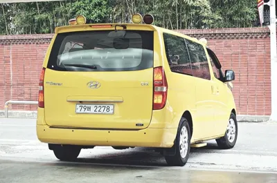 Hyundai Starex 2010, 197689 км, за 2927.4 USD