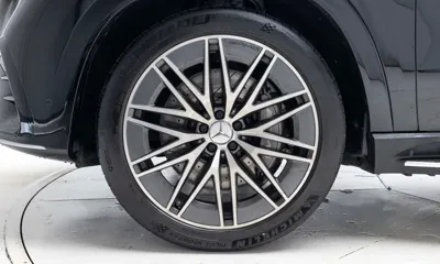 Mercedes-Benz GLE-Class 2025, 5640 км, за 89930.42 USD