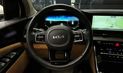 Kia Canival 2023, 16608 км, за 22185.41 USD - фото 13