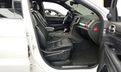 Jeep Cherokee 2017, 134468 км, за 9712.59 USD - фото 11