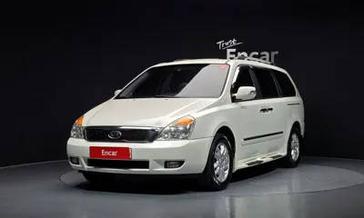 Kia Canival · 2010 год