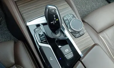 BMW 5-Series 2019, 96155 км, за 15953.63 USD - фото 9