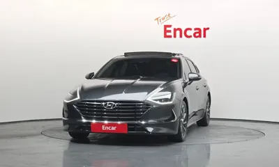 Hyundai Sonata 2020, 80376 км, за 10401.09 USD - фото 3