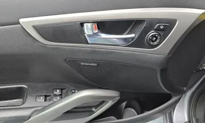 Hyundai Veloster 2012, 100104 км, за 3112.58 USD - фото 14