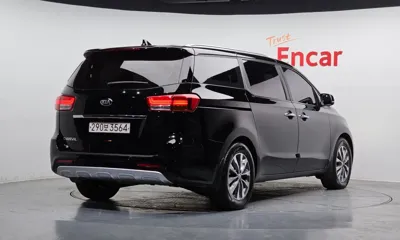 Kia Canival 2017, 284656 км, за 4492.9 USD