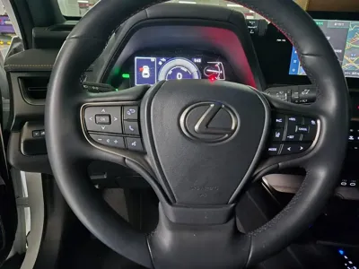 Lexus UX 2024, 15000 км, за 23638.52 USD - фото 6