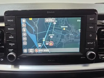 Kia Stonic 2018, 126767 км, за 5054.48 USD - фото 10