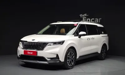 Kia Canival · 2021 год
