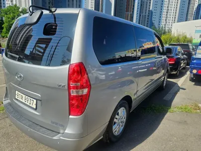 Hyundai Starex 2016, 162213 км, за 5776.55 USD