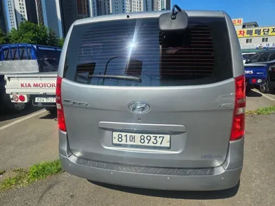 Hyundai Starex 2016, 162213 км, за 5776.55 USD