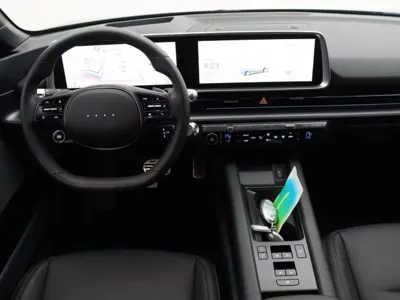 Hyundai Ioniq6 2023, 21279 км, за 10453.09 USD