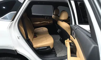 Kia Sorento 2023, 82463 км, за 19450.97 USD - фото 12