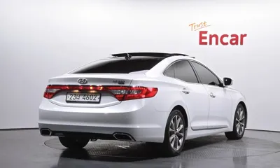 Hyundai Grandeur 2015, 223819 км, за 3275.57 USD