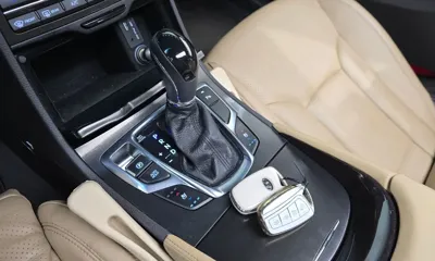 Hyundai Grandeur 2015, 223819 км, за 3275.57 USD - фото 9