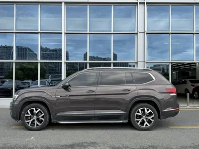 Volkswagen Teramont 2017, 225000 км, за 10594.26 USD