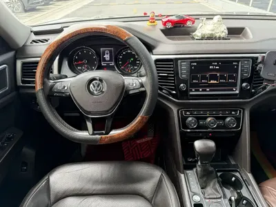 Volkswagen Teramont 2017, 225000 км, за 10594.26 USD - фото 9