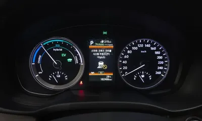 Hyundai Grandeur 2019, 182486 км, за 9183.41 USD - фото 8