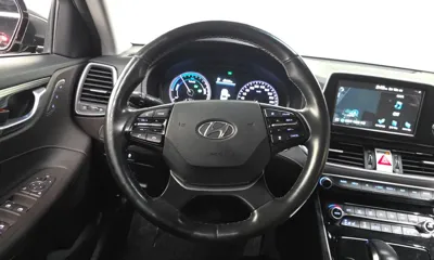 Hyundai Grandeur 2019, 182486 км, за 9183.41 USD - фото 13