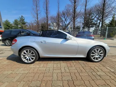 Mercedes-Benz SLK-Class 2005, 81175 км, за 6446.57 USD