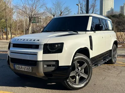 Land Rover Defender 2022, 47000 км, за 40698.44 USD