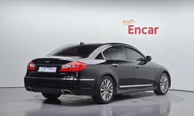 Hyundai Genesis 2013, 162568 км, за 4275.19 USD