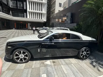 Rolls-Royce Wraith 2014, 70000 км, за 277730 USD