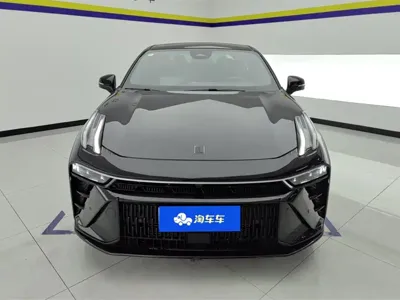 Lynk & Co 03 2024, 2900 км, за 13566.54 USD