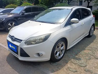 Ford Focus · 2015 год