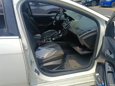 Ford Focus 2015, 81800 км, за 3899.28 USD - фото 8