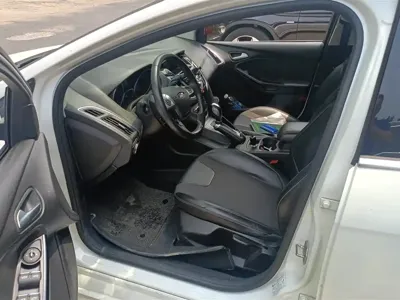 Ford Focus 2015, 81800 км, за 3899.28 USD - фото 9