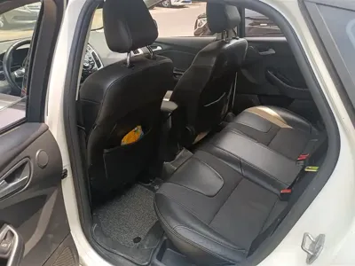 Ford Focus 2015, 81800 км, за 3899.28 USD - фото 11