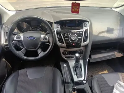 Ford Focus 2015, 81800 км, за 3899.28 USD - фото 12