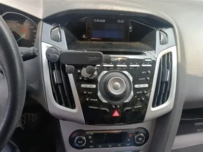 Ford Focus 2015, 81800 км, за 3899.28 USD - фото 13